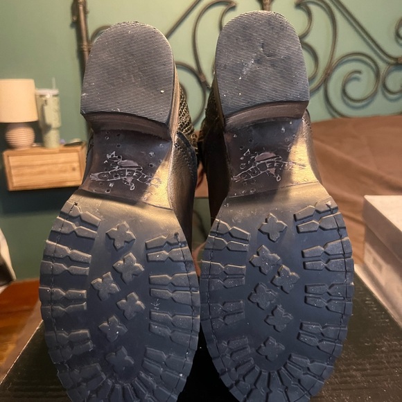 Freebies Calgary - Picture 2 of 10